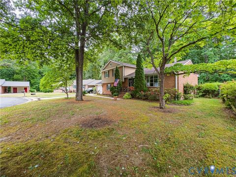 Tiny photo for 115 Flintlock Drive, Colonial Heights, VA 23834 (MLS # 2612121)