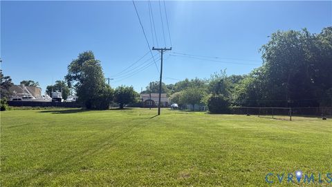 Photo of 821 Newcombe Avenue, Hampton, VA 23669 (MLS # 2612746)