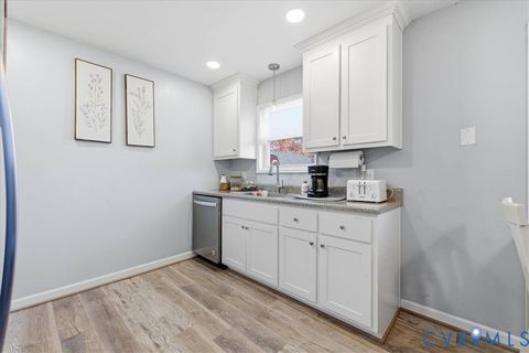 Tiny photo for 3111 Holly Avenue, Colonial Heights, VA 23834 (MLS # 2609678)