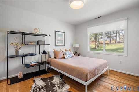 Tiny photo for 2318 Stratford Court, Richmond, VA 23225 (MLS # 2606360)