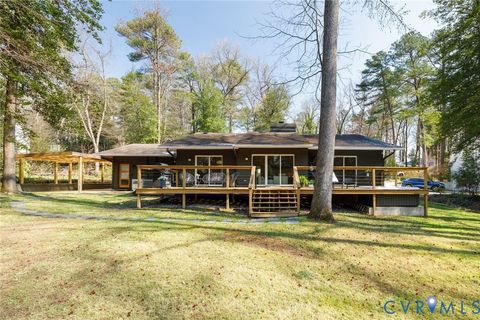 Tiny photo for 2318 Stratford Court, Richmond, VA 23225 (MLS # 2606360)