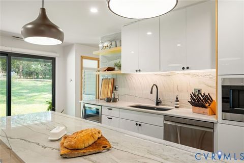 Tiny photo for 2318 Stratford Court, Richmond, VA 23225 (MLS # 2606360)