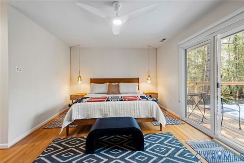 Tiny photo for 2318 Stratford Court, Richmond, VA 23225 (MLS # 2606360)