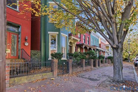 Photo of 19 E Clay Street, Richmond, VA 23219 (MLS # 2530428)