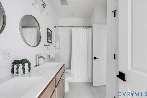 Tiny photo for 810 N 22nd Street, Richmond, VA 23223 (MLS # 2622382)