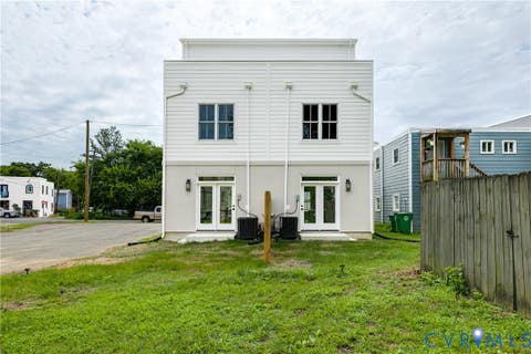 Tiny photo for 810 N 22nd Street, Richmond, VA 23223 (MLS # 2622382)