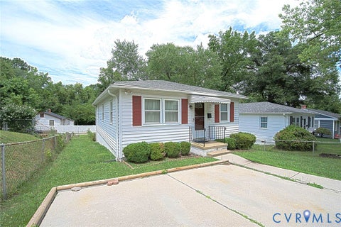 Photo of 2409 Yorktown Avenue, Richmond, VA 23234 (MLS # 2617057)