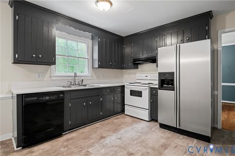 Tiny photo for 13830 Crosstimbers Road, Chesterfield, VA 23112 (MLS # 2525884)