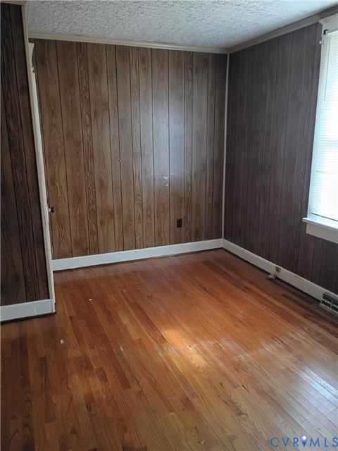 Tiny photo for 113 S 13th Avenue, Hopewell, VA 23860 (MLS # 2532666)