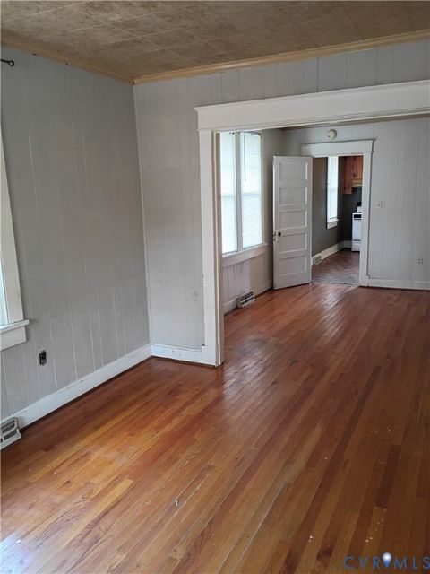 Tiny photo for 113 S 13th Avenue, Hopewell, VA 23860 (MLS # 2532666)