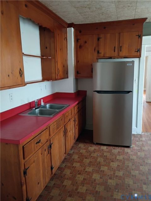 Tiny photo for 113 S 13th Avenue, Hopewell, VA 23860 (MLS # 2532666)