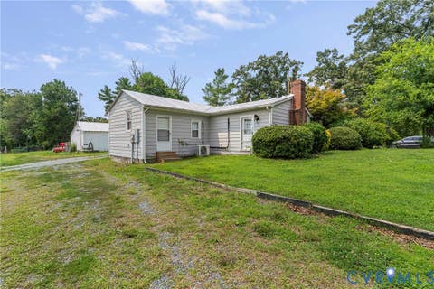 Tiny photo for 31 Lyles Church Lane, Palmyra, VA 22963 (MLS # 2620609)