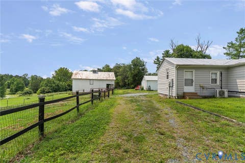 Tiny photo for 31 Lyles Church Lane, Palmyra, VA 22963 (MLS # 2620609)