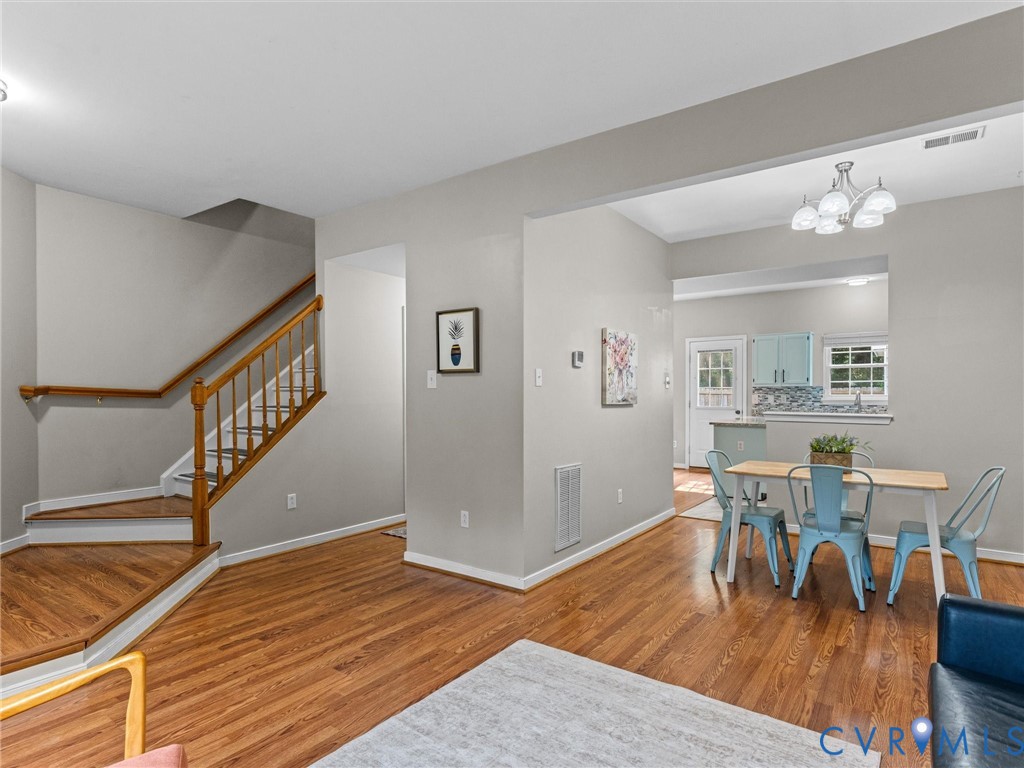 10100 Robin Lee Lane
