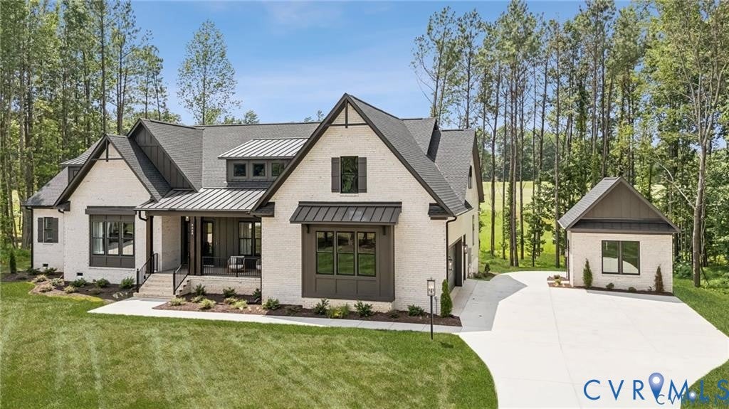 4789 Pender Court