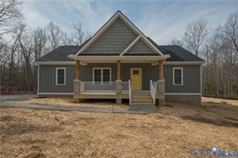 Photo of 2223 Ridge Road, Arvonia, VA 23004 (MLS # 2613678)
