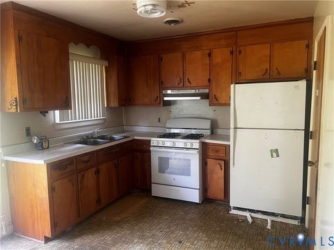 Tiny photo for 915 Rosewood Terrace, Petersburg, VA 23805 (MLS # 2620310)