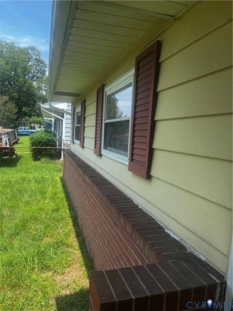 Tiny photo for 915 Rosewood Terrace, Petersburg, VA 23805 (MLS # 2620310)