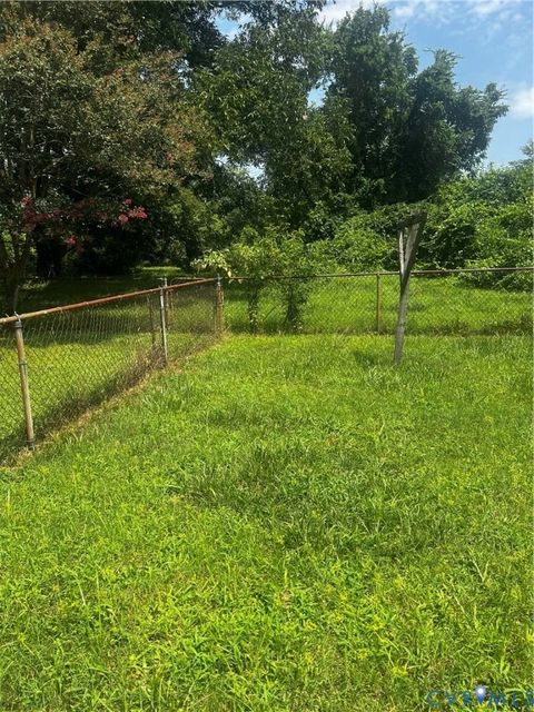 Tiny photo for 915 Rosewood Terrace, Petersburg, VA 23805 (MLS # 2620310)