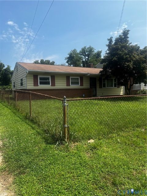 Tiny photo for 915 Rosewood Terrace, Petersburg, VA 23805 (MLS # 2620310)