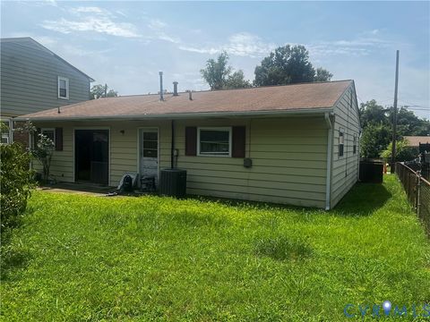 Tiny photo for 915 Rosewood Terrace, Petersburg, VA 23805 (MLS # 2620310)