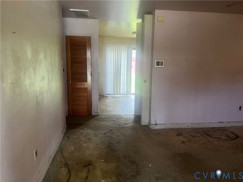 Tiny photo for 915 Rosewood Terrace, Petersburg, VA 23805 (MLS # 2620310)