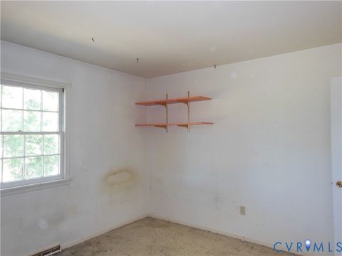 Tiny photo for 8218 Overbury Road, Henrico, VA 23227 (MLS # 2613184)