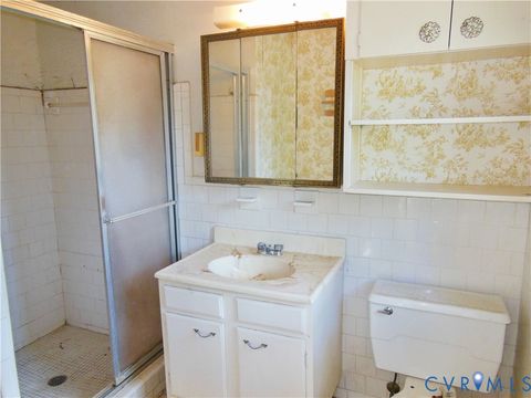 Tiny photo for 8218 Overbury Road, Henrico, VA 23227 (MLS # 2613184)