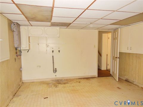 Tiny photo for 8218 Overbury Road, Henrico, VA 23227 (MLS # 2613184)