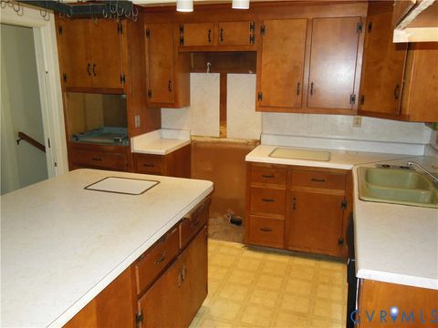Tiny photo for 8218 Overbury Road, Henrico, VA 23227 (MLS # 2613184)