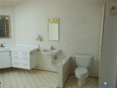 Tiny photo for 8218 Overbury Road, Henrico, VA 23227 (MLS # 2613184)