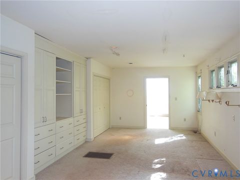 Tiny photo for 8218 Overbury Road, Henrico, VA 23227 (MLS # 2613184)