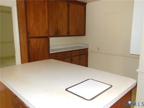 Tiny photo for 8218 Overbury Road, Henrico, VA 23227 (MLS # 2613184)