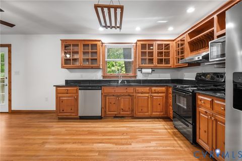 Tiny photo for 1119 Elmwood Drive, Colonial Heights, VA 23834 (MLS # 2609816)