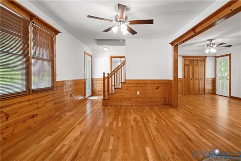 Tiny photo for 1119 Elmwood Drive, Colonial Heights, VA 23834 (MLS # 2609816)