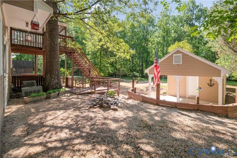 Tiny photo for 1119 Elmwood Drive, Colonial Heights, VA 23834 (MLS # 2609816)