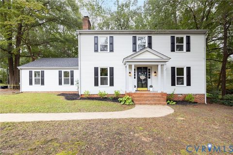 Photo of 7358 Hill View Drive, Mechanicsville, VA 23111 (MLS # 2527785)