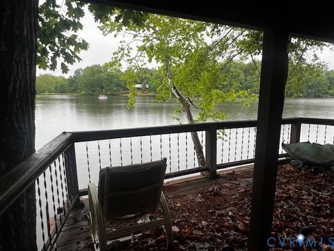 Tiny photo for 35 Lake Drive, Columbia, VA 23038 (MLS # 2619791)