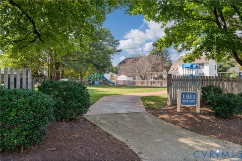 Tiny photo for 1728 Ashcliff Way, Henrico, VA 23228 (MLS # 2626072)