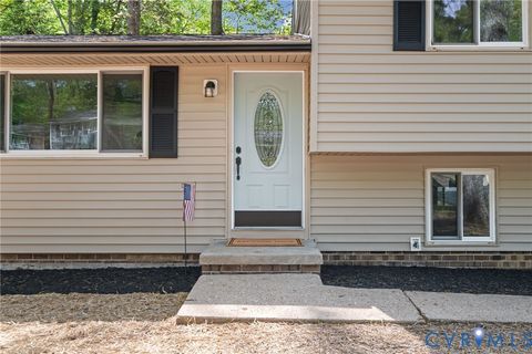 Tiny photo for 6536 Creekrun Drive, North Chesterfield, VA 23234 (MLS # 2605390)