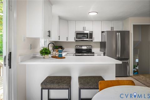 Tiny photo for 6536 Creekrun Drive, North Chesterfield, VA 23234 (MLS # 2605390)