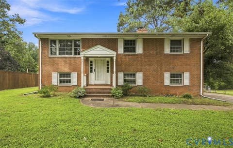 Photo of 8196 Oak Street, Mechanicsville, VA 23111 (MLS # 2622146)