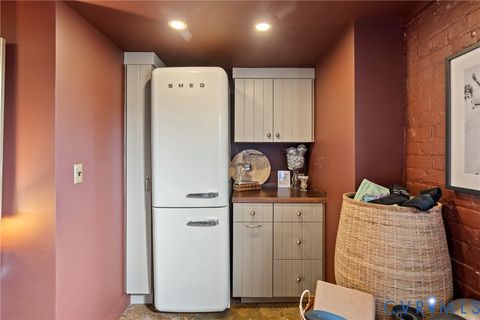 Tiny photo for 100 N Allen Avenue, Richmond, VA 23220 (MLS # 2606426)