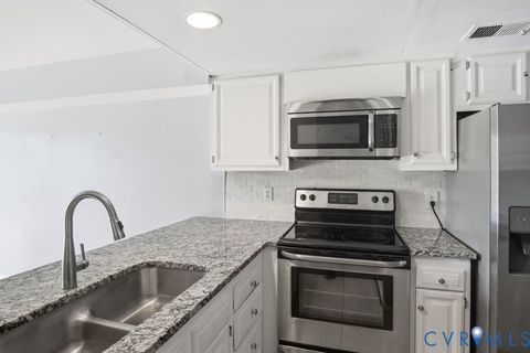 Tiny photo for 5900 Patterson Ave AVE #17, Richmond, VA 23226 (MLS # 2614262)
