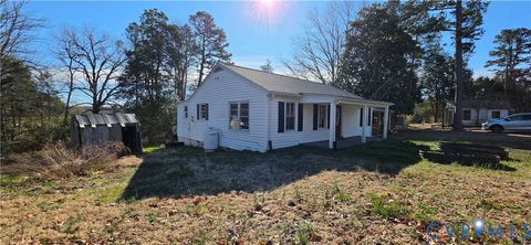 Tiny photo for 2214 Stage Junction Road, Columbia, VA 23038 (MLS # 2606646)