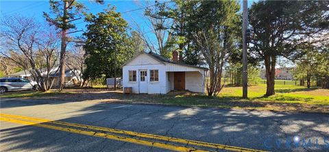 Tiny photo for 2214 Stage Junction Road, Columbia, VA 23038 (MLS # 2606646)