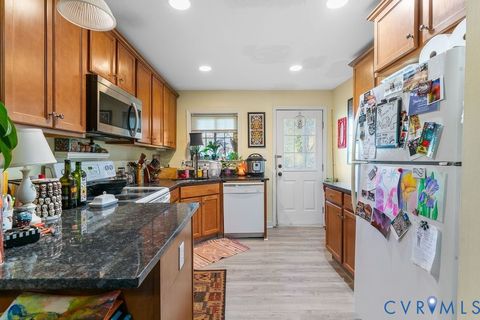 Tiny photo for 511 S Harrison Street, Richmond, VA 23220 (MLS # 2528498)