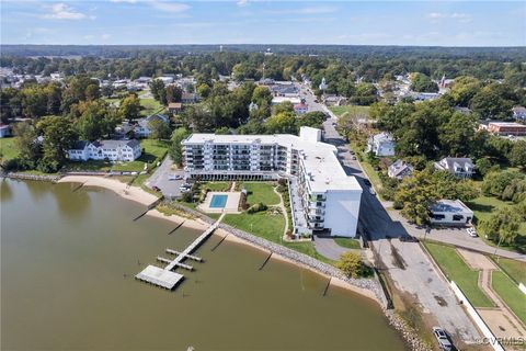 Photo of 128 Prince Street #303, Tappahannock, VA 22560 (MLS # 2506993)