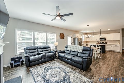 Tiny photo for 8425 Sparks Terrace, Quinton, VA 23141 (MLS # 2615806)
