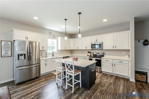 Tiny photo for 8425 Sparks Terrace, Quinton, VA 23141 (MLS # 2615806)